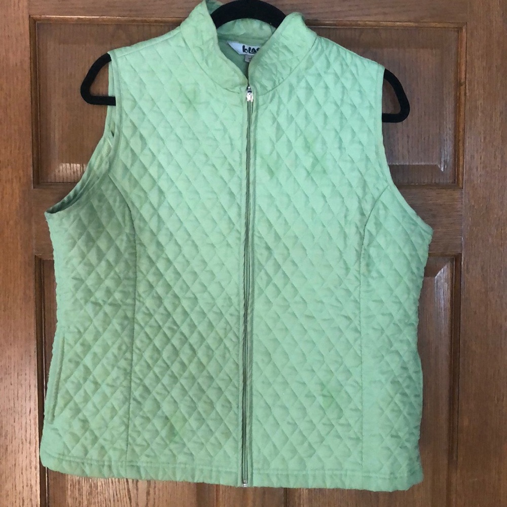 Green vest!